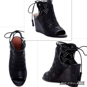 Lucky Brand RISKEE Black Laser Cut Wedge Tie 8.5